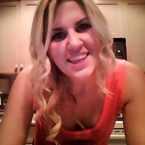 Meet your Posher, Carly